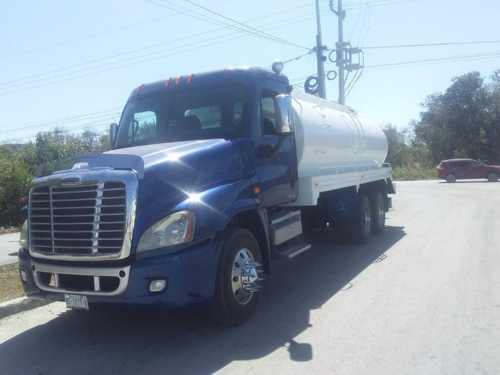 Pipas de Agua Cuellar Lozano