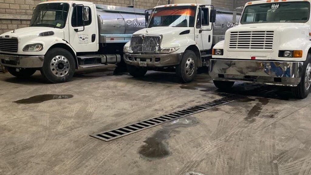 Pipas de Agua Potable Servivel